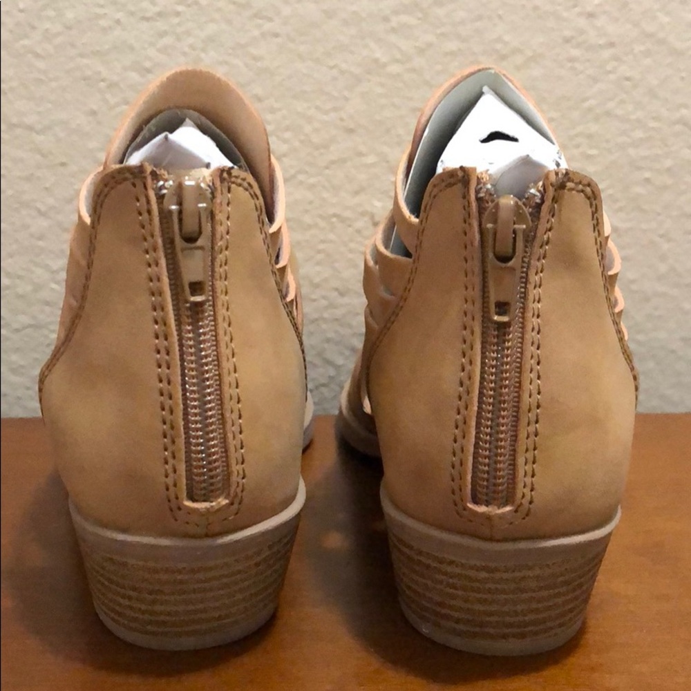 Bootie - Picture 4 of 7